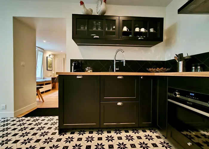 Montmartre En Rez-de-jardin