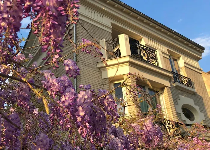 Montmartre En Rez-de-jardin