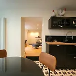 Apartamento Montmartre En Rez-de-jardin Paris