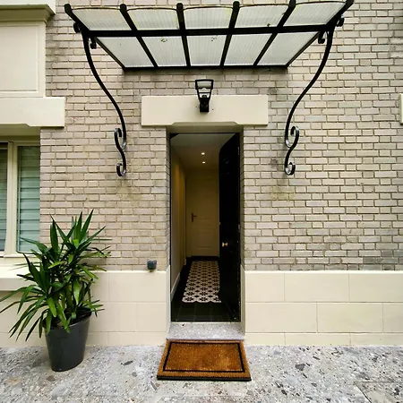 Montmartre En Rez-de-jardin Apartament
