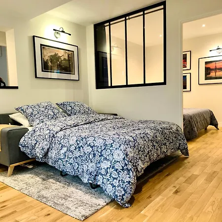 Apartament Montmartre En Rez-de-jardin Paryż