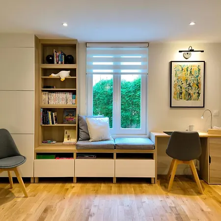 Montmartre En Rez-de-jardin Apartament