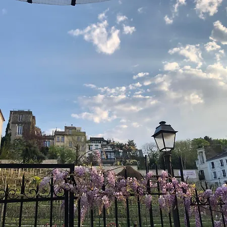 Montmartre En Rez-de-jardin Apartament *